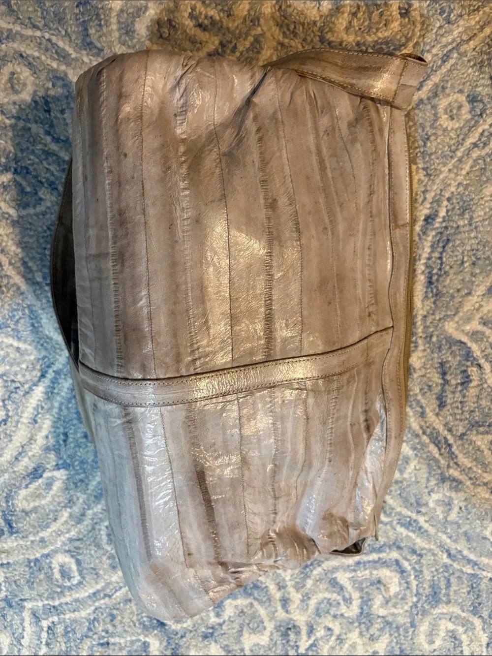N/A taupe color single